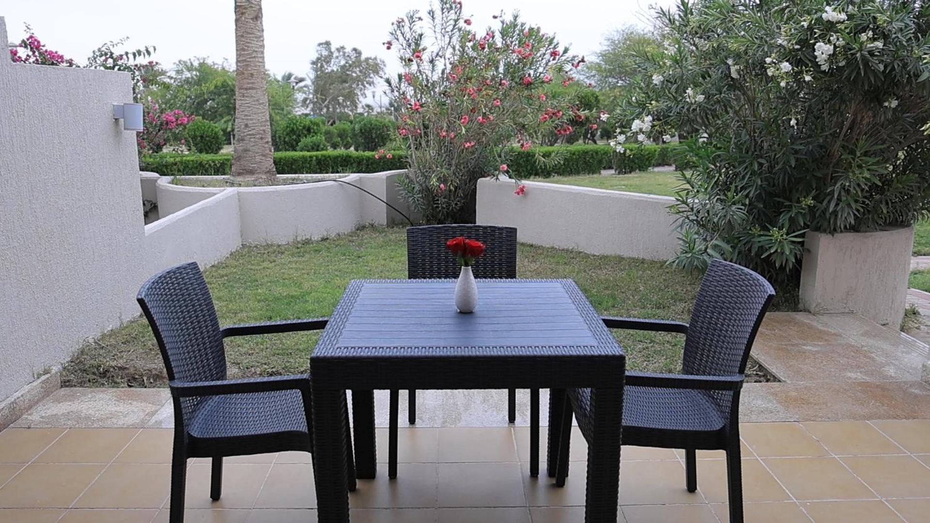 Copthorne Al Jahra Hotel & Resort Kuwait City Eksteriør bilde