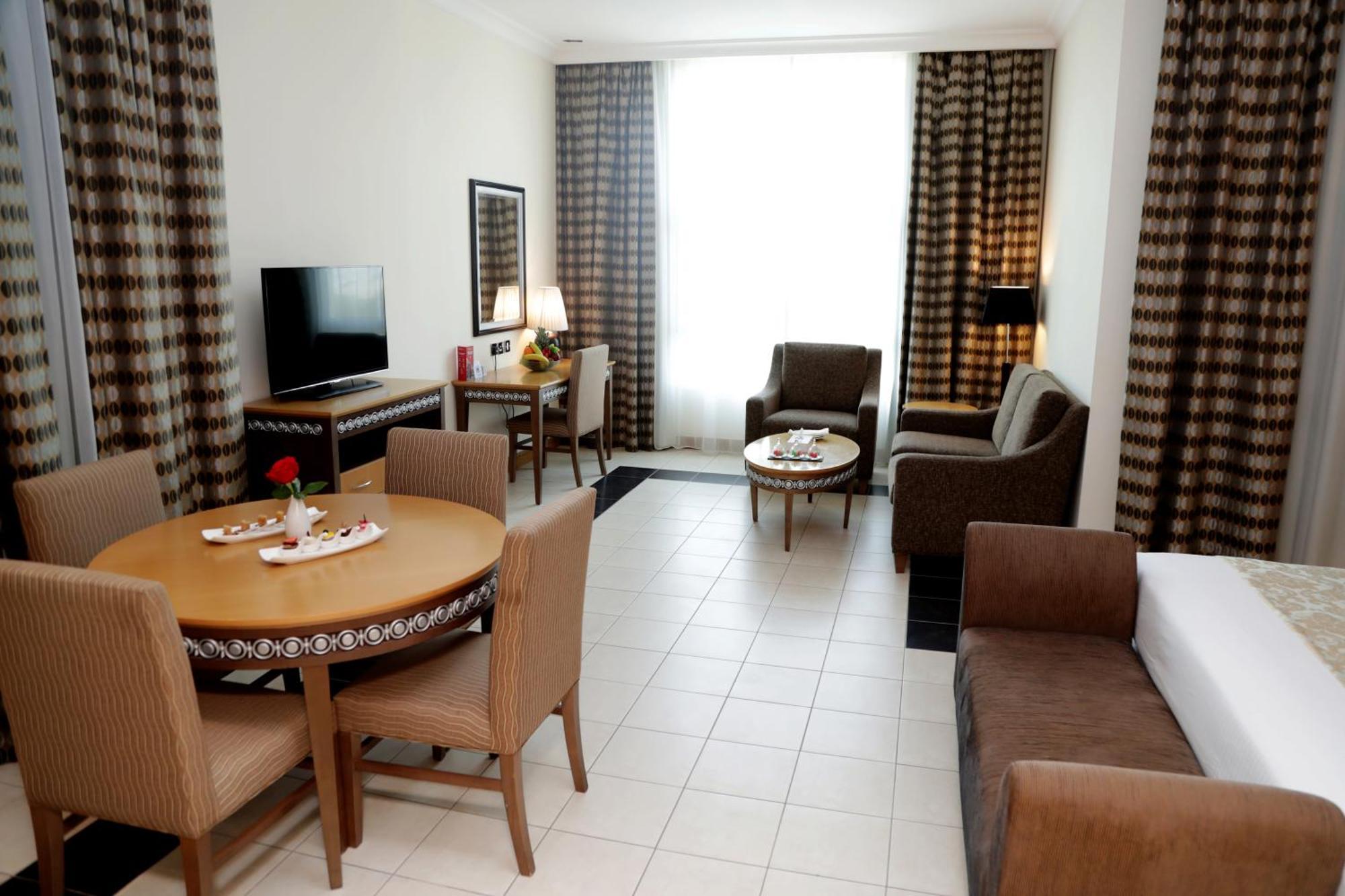 Copthorne Al Jahra Hotel & Resort Kuwait City Eksteriør bilde